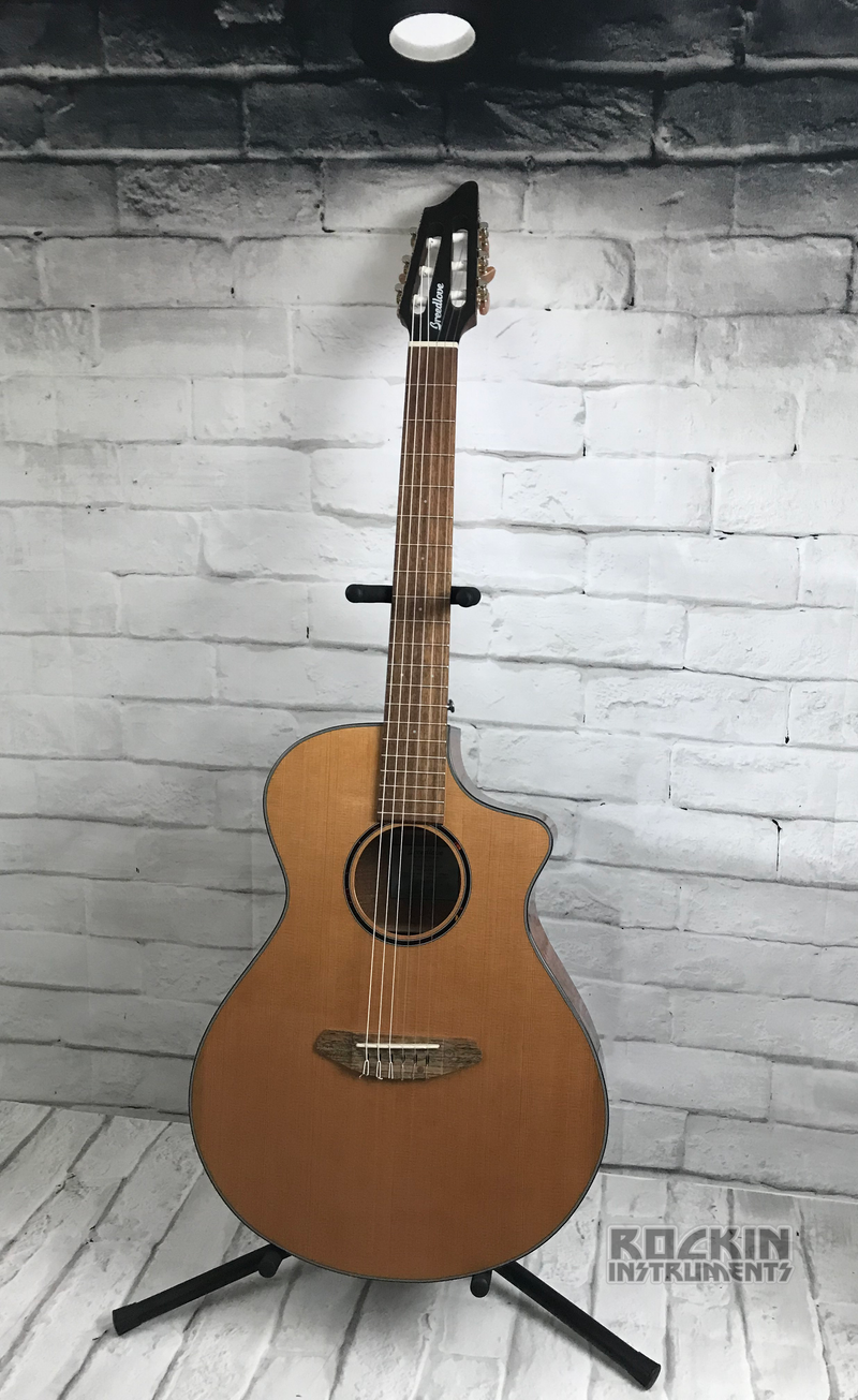 Breedlove Discovery S Concert Nylon CE Acoustic-Electric Guitar, Red Cedar-African Mahogany