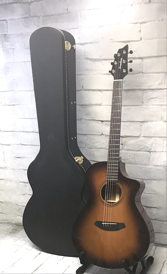 Breedlove Solo Pro Concert Edgeburst CE Acoustic-Electric Guitar with Hardshell Case